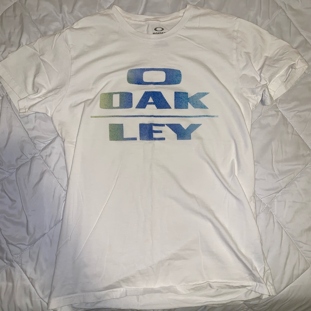 Oakley shirt